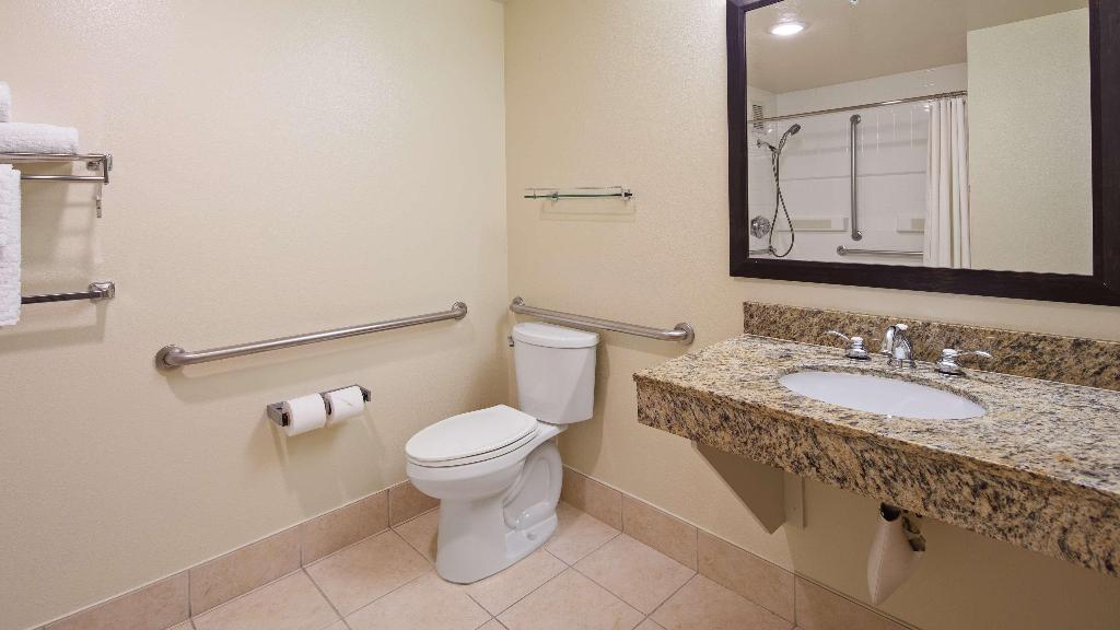 Best Western Plus Bayside Inn photo 210