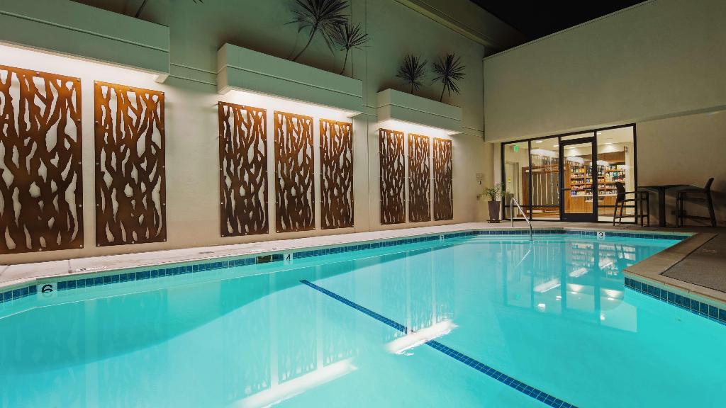 Best Western Plus Bayside Inn photo 18