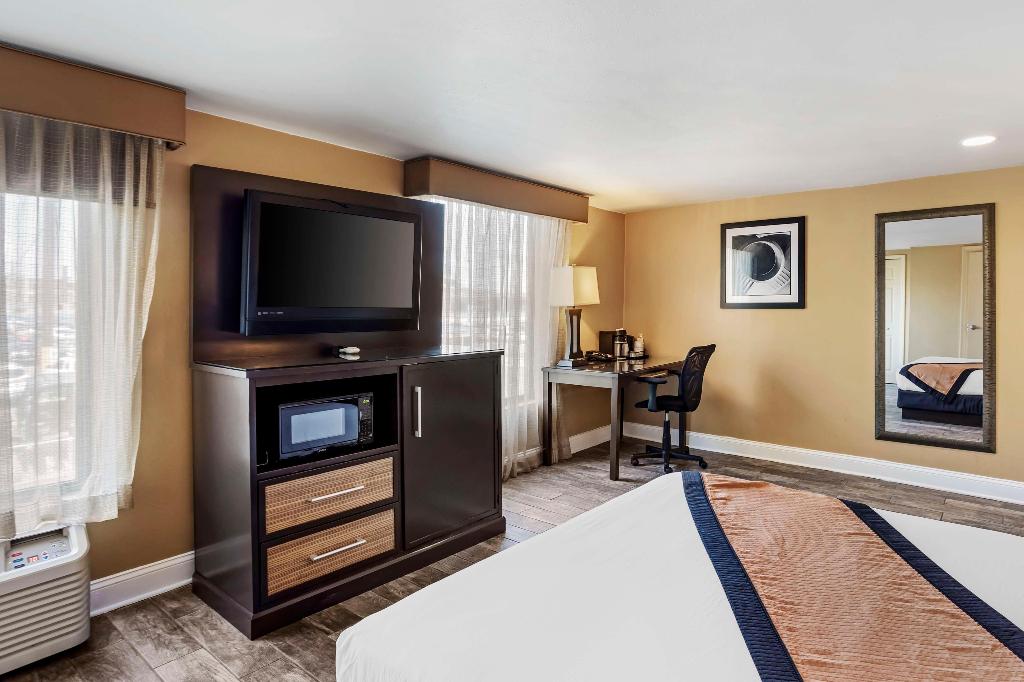 Aiden by Best Western Newark Airport