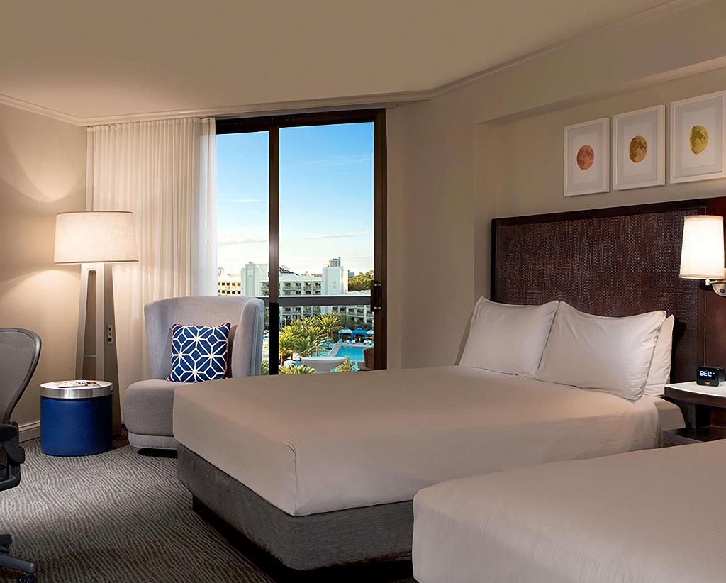Hilton Orlando Buena Vista Palace Disney Springs