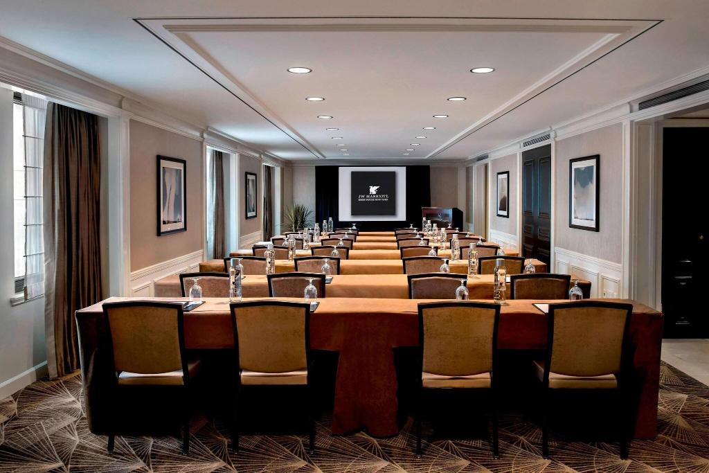 Imagem da galeria de Jw Marriott Essex House New York