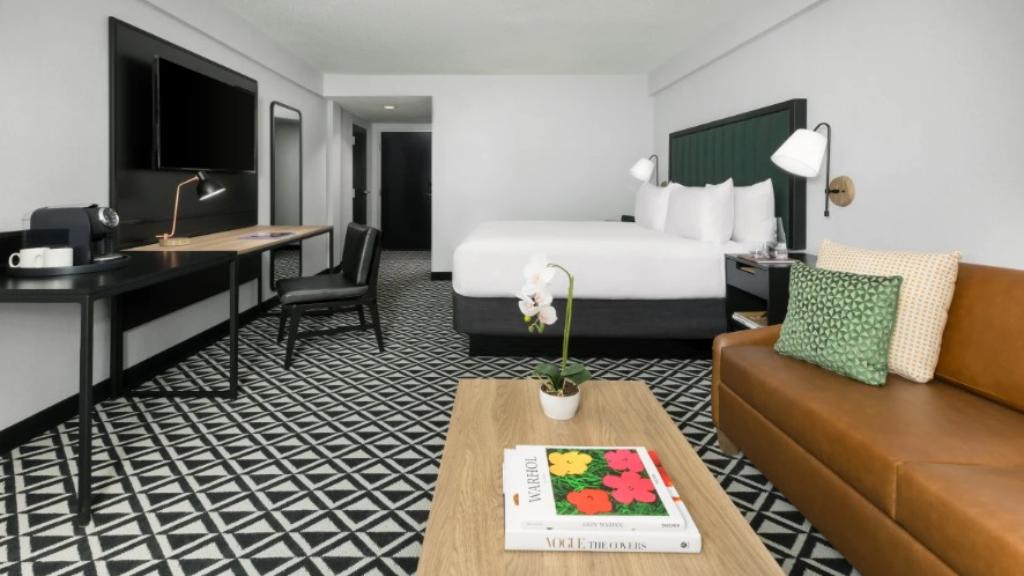 Holiday Inn Boston-Brookline photo 41