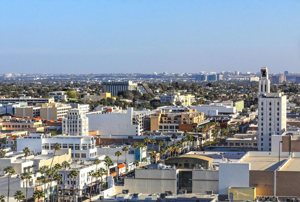The Huntley Hotel, Santa Monica