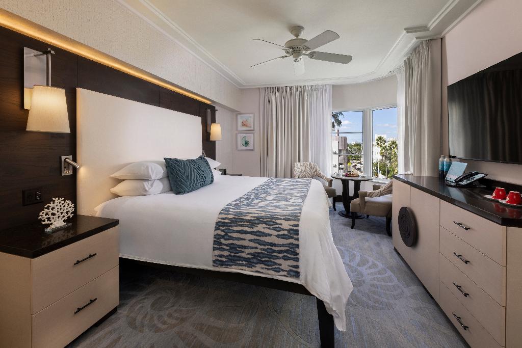The Palms Hotel & Spa