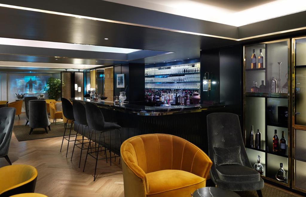 Imagem da galeria de The Athenaeum Hotel & Residences