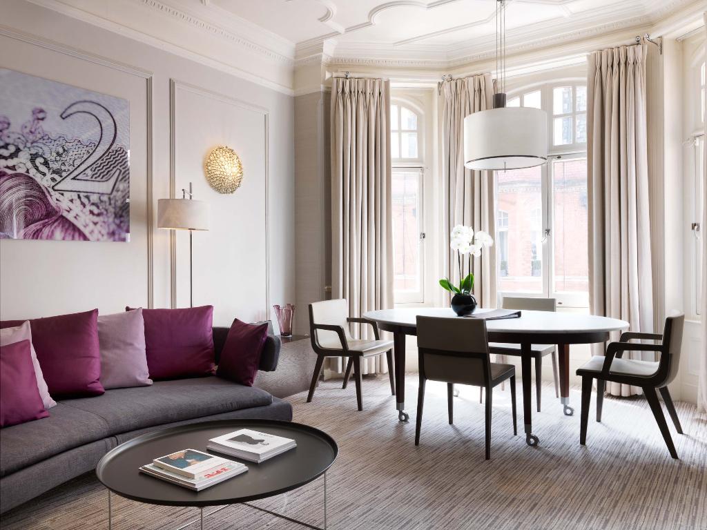 Imagem da galeria de The Athenaeum Hotel & Residences