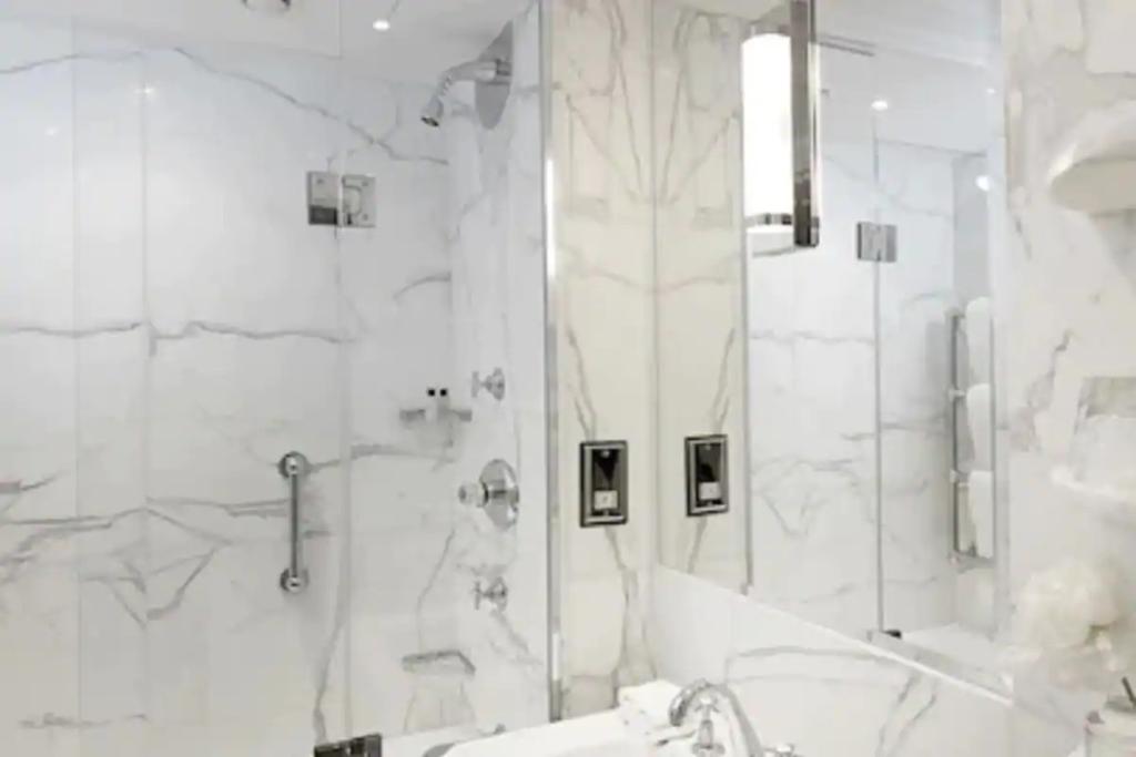 Imagem da galeria de The Athenaeum Hotel & Residences