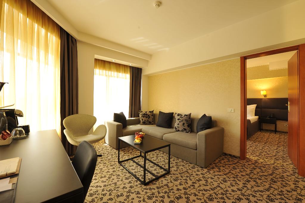 Crystal Palace Hotel