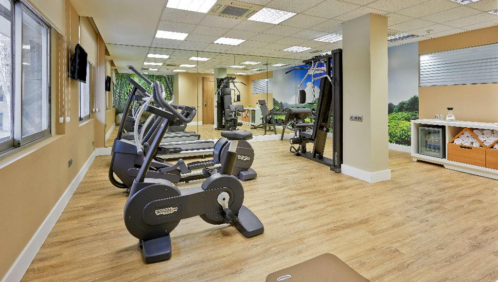 Hotel NH Barcelona Les Corts, Spanien, Barcelona. Großes 2