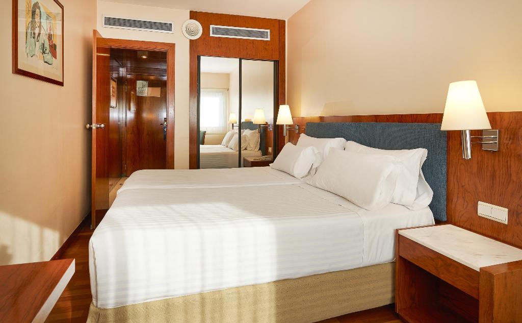 Hotel NH Barcelona Entenza, Spanien, Barcelona. Großes 2