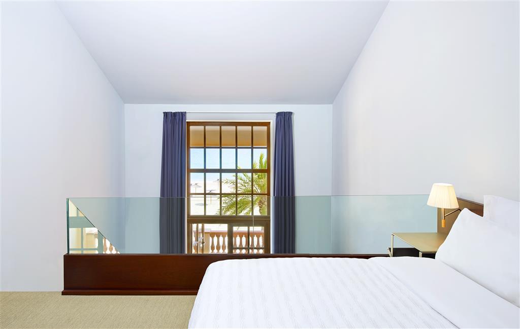 hotel-thumb