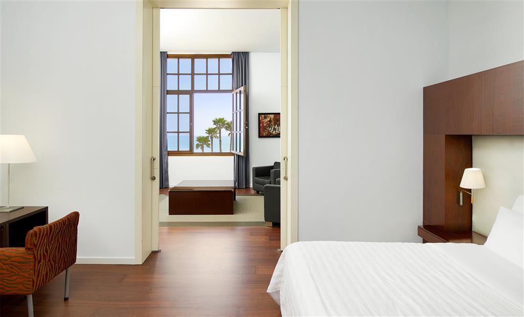 hotel-thumb