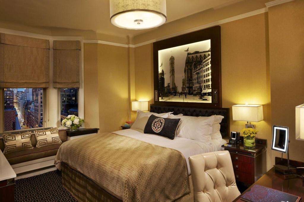 Algonquin Hotel Times Square, Autograph Collection