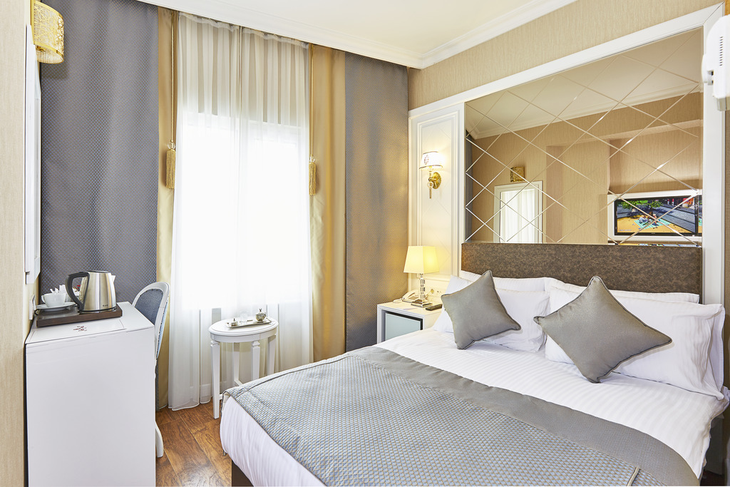 Seres Hotel