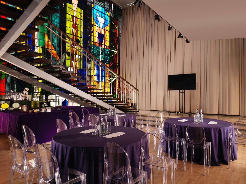 Sanderson London photo 60