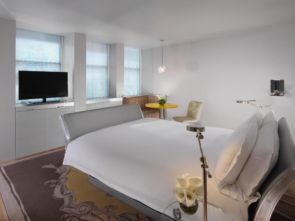 Sanderson London photo 59
