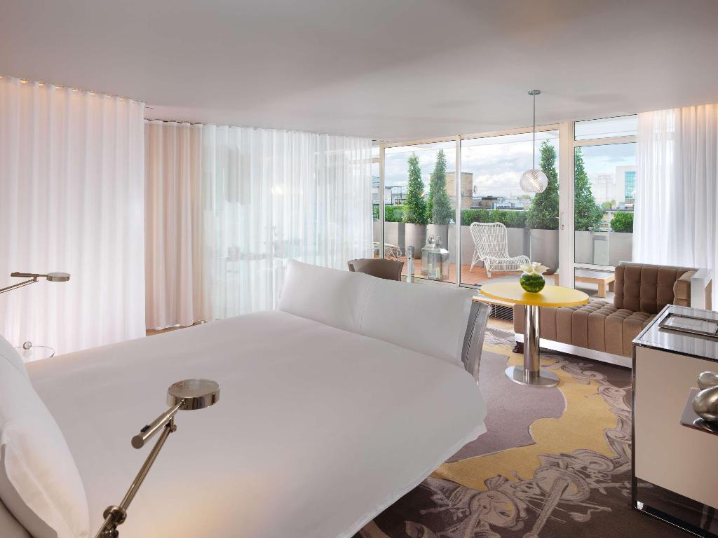 Sanderson London photo 67