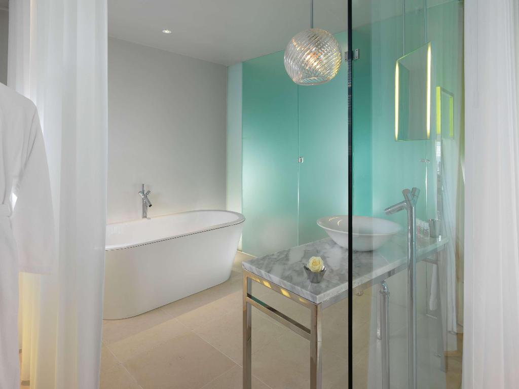 Sanderson London photo 32