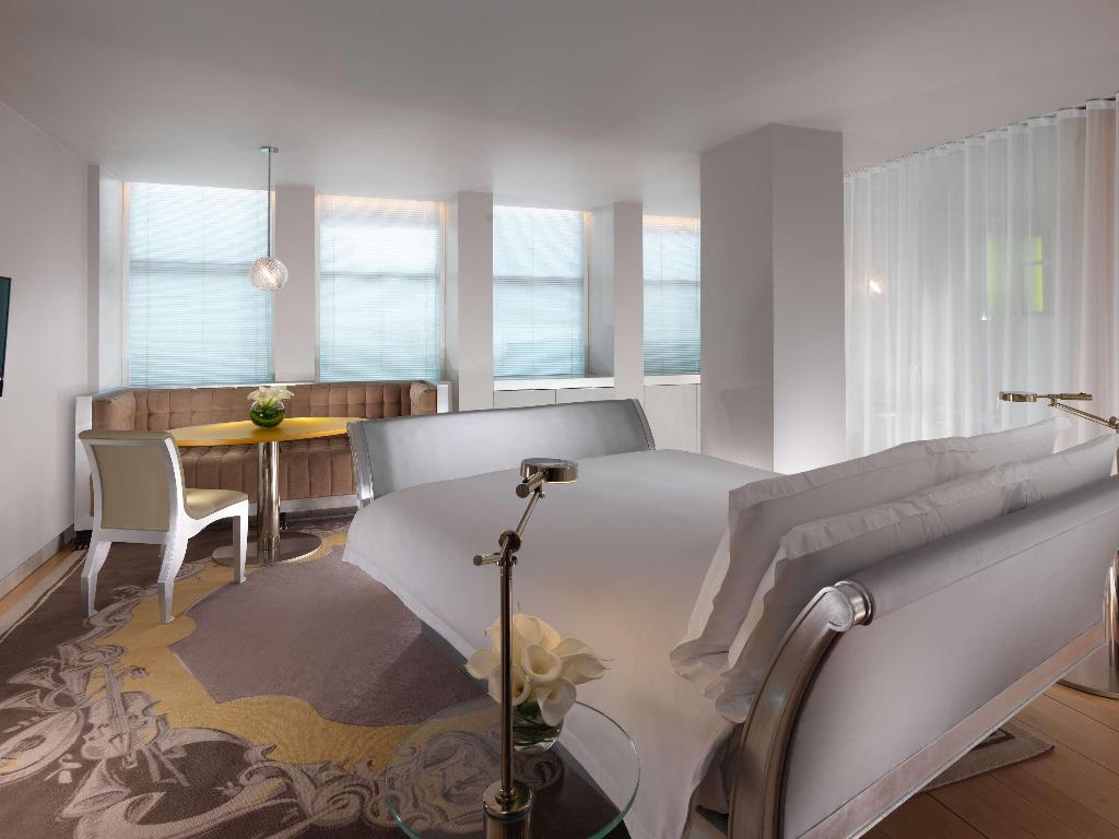 Sanderson London photo 53