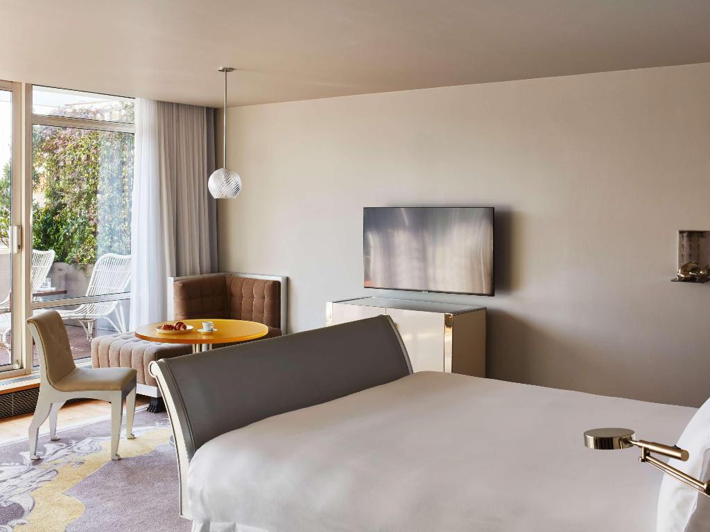 Sanderson London photo 12