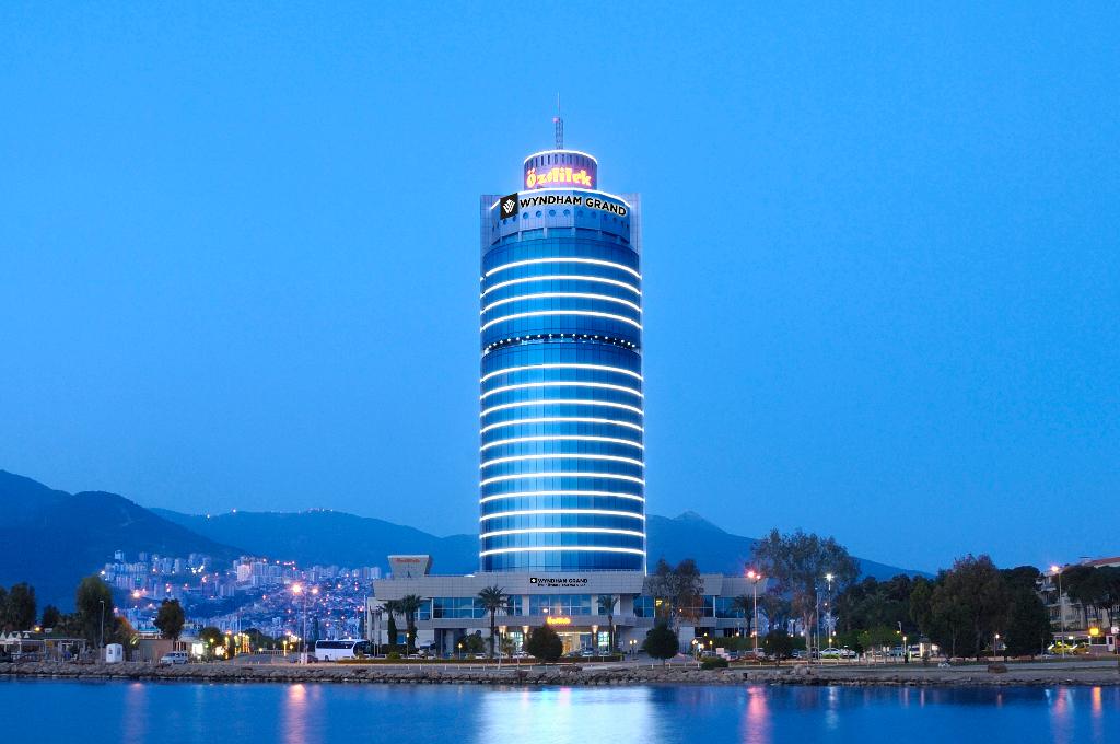 hotel-thumb