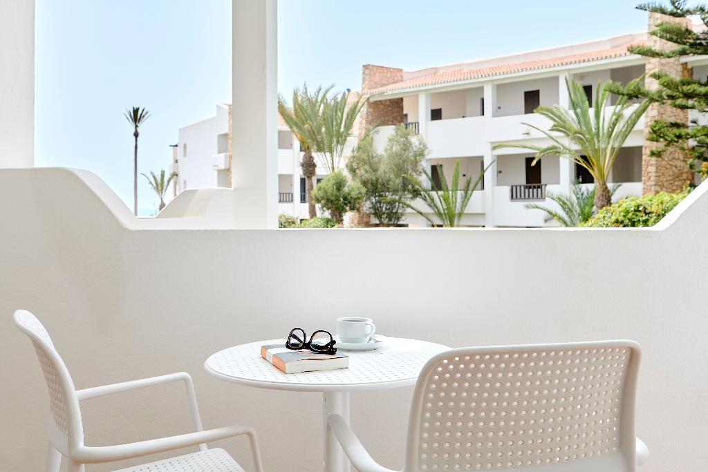 hotel-thumb