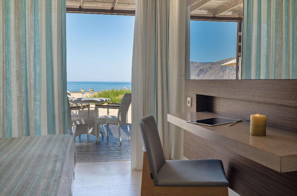 Pilot Beach Resort