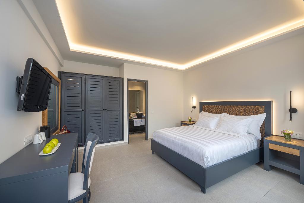 Petinos Hotel