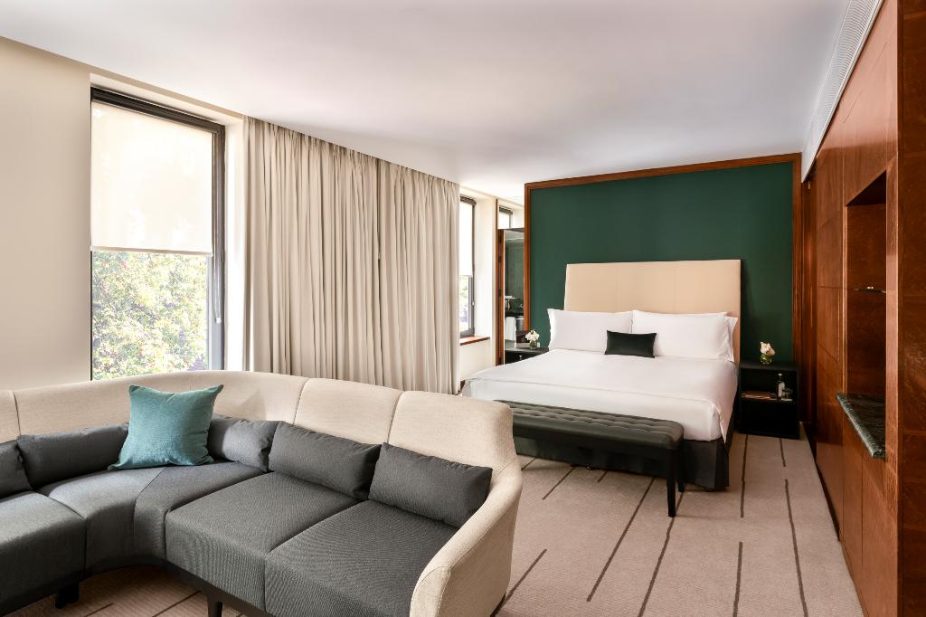 Halkin Room photo 1