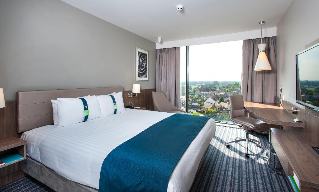 Holiday Inn London - West