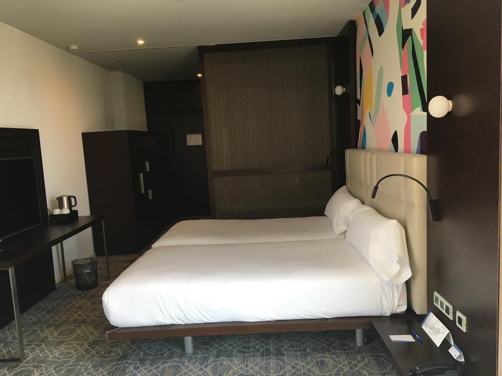 hotel-thumb