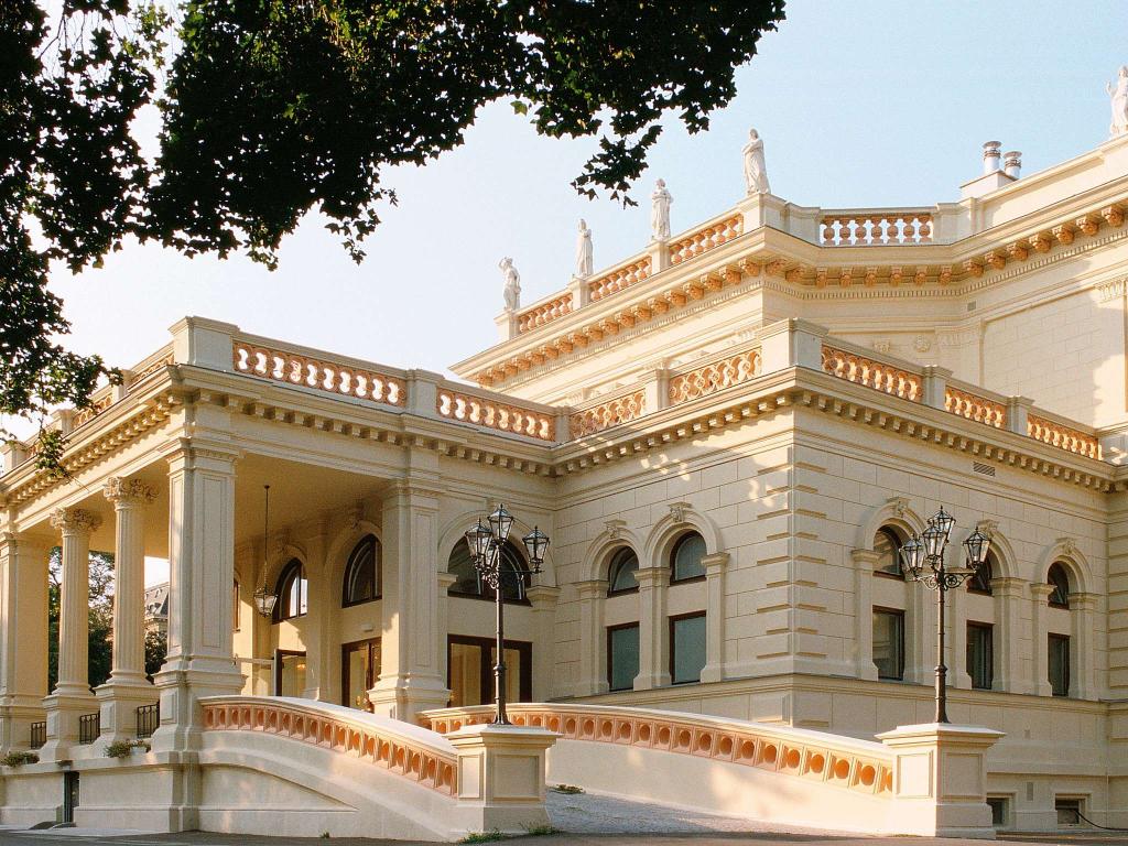 Hotel Rathauspark Wien - Handwritten Collection