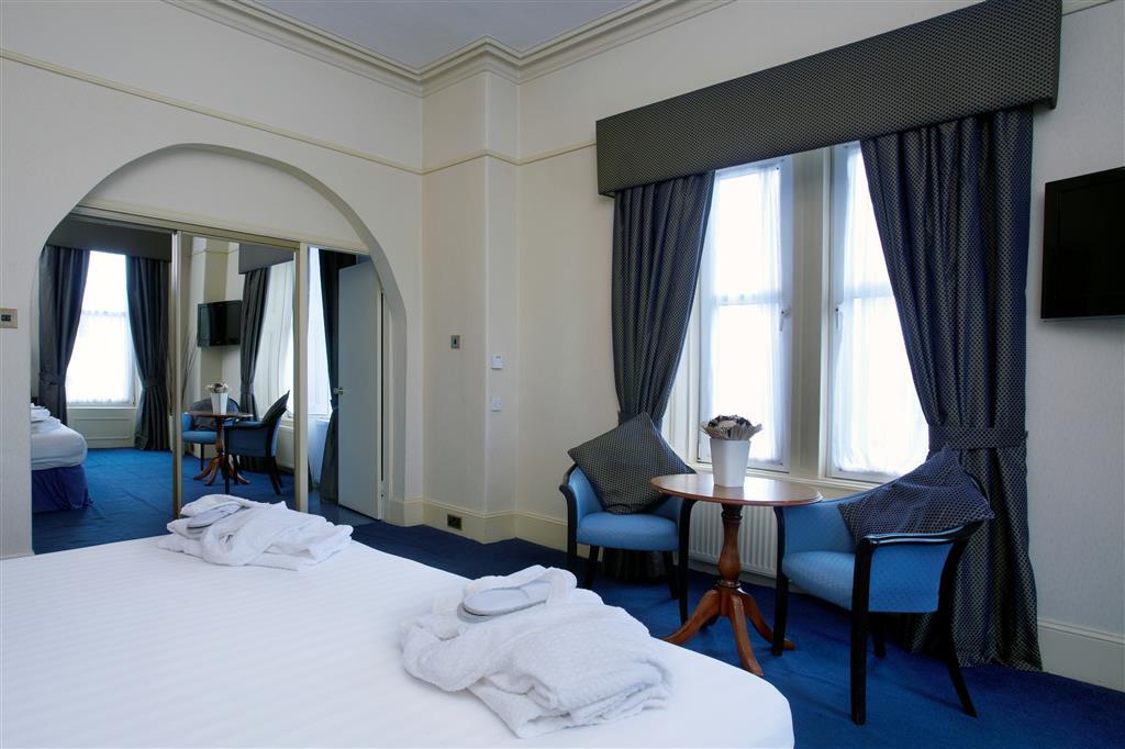 The Lovat Hotel