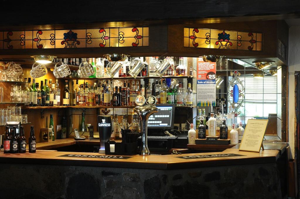 Inn at Lathones - Bar