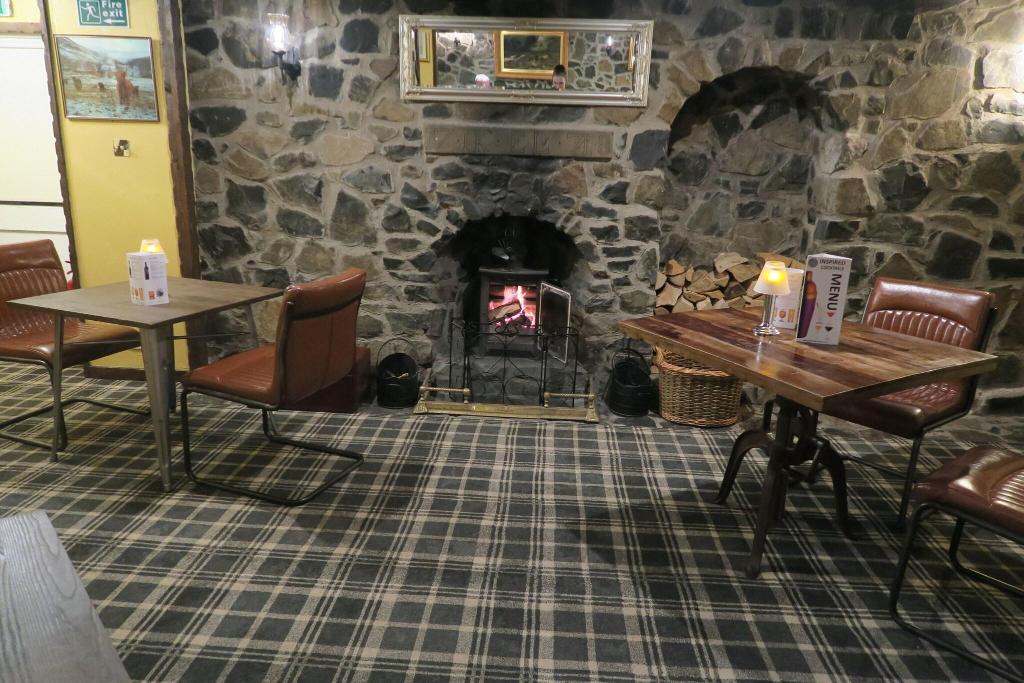 Inn at Lathones - Bar