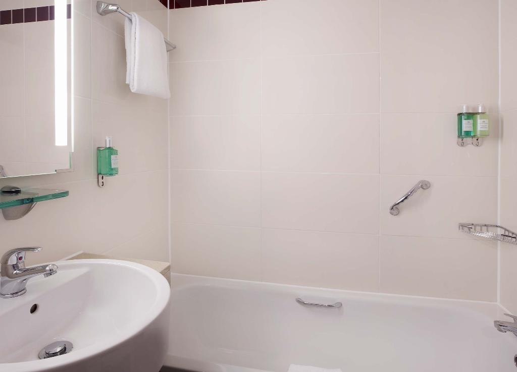 Leonardo Hotel Leeds 