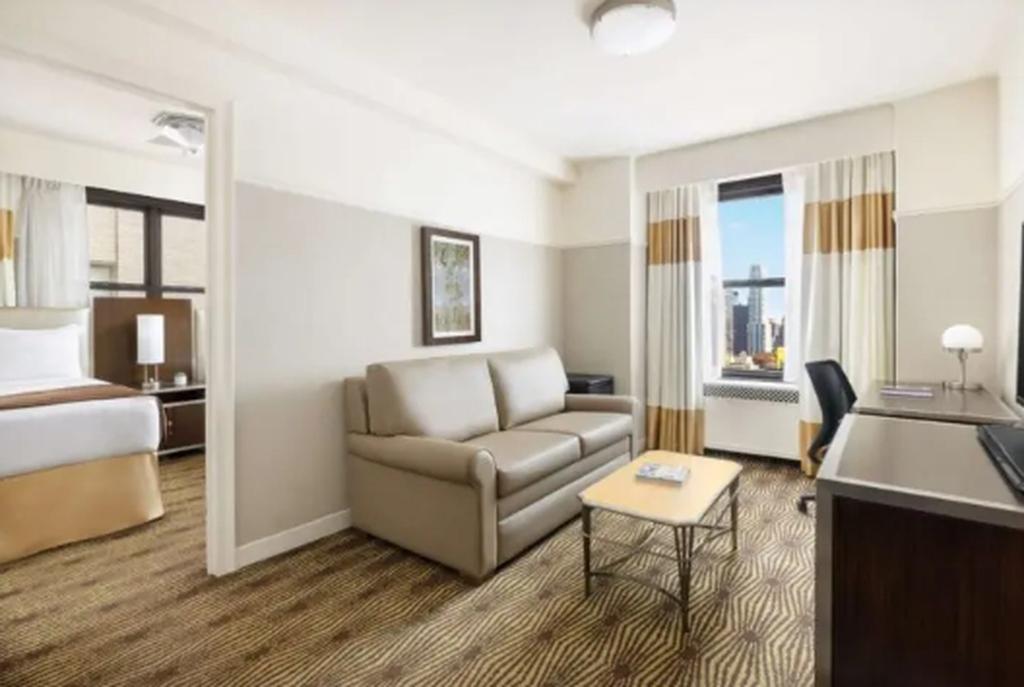 Suite Two Double Beds photo 1