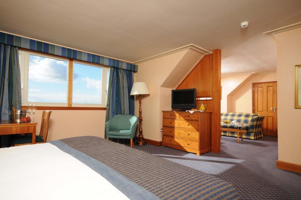 The Carnoustie Golf Hotel