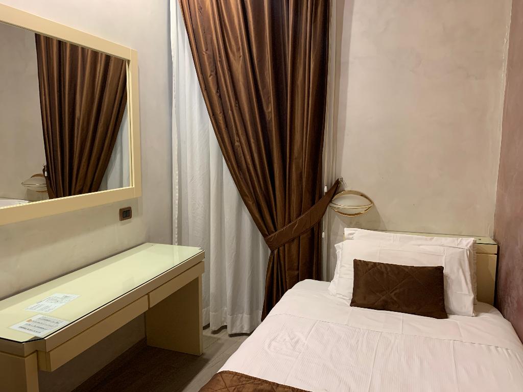 Hotel Patria, Italien, Rom. Großes 1