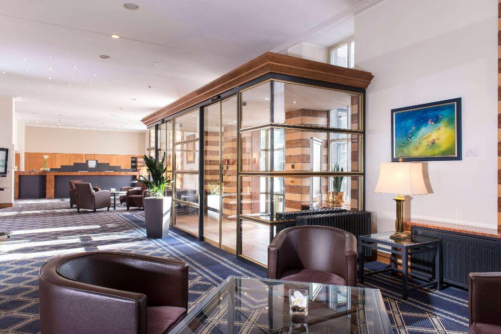 Wyndham Duisburger Hof Hotel