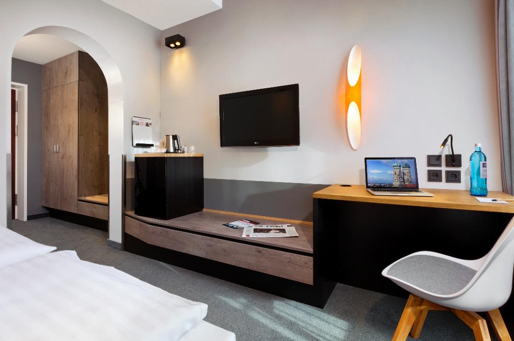 hotel-thumb
