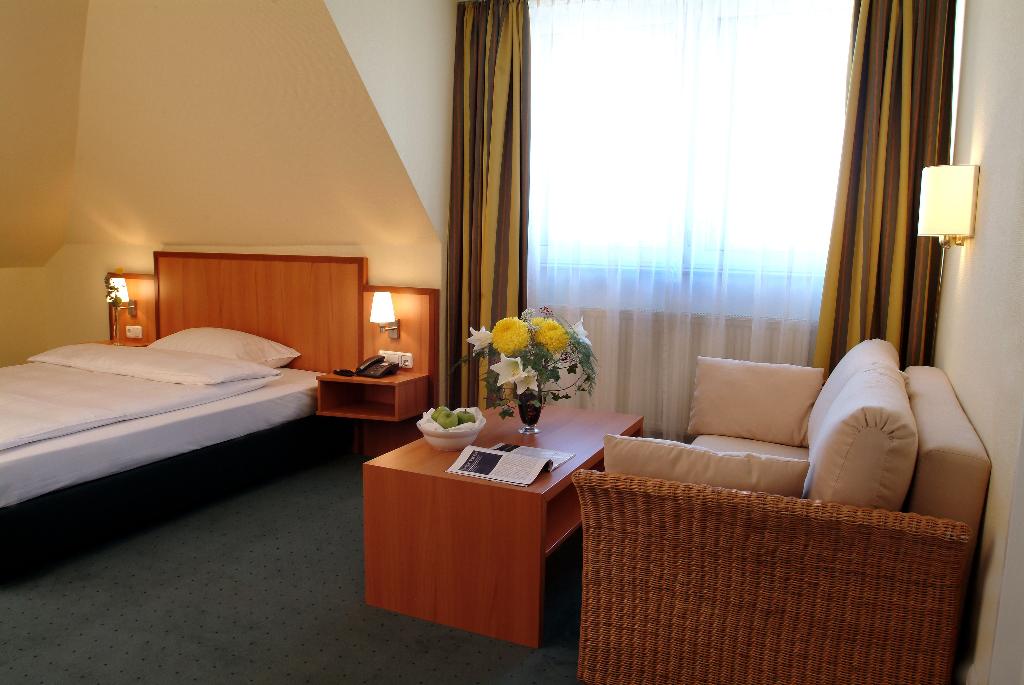 hotel-thumb