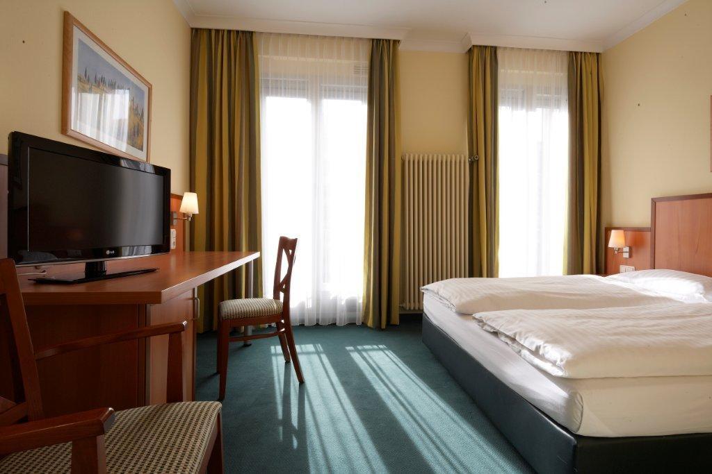 hotel-thumb