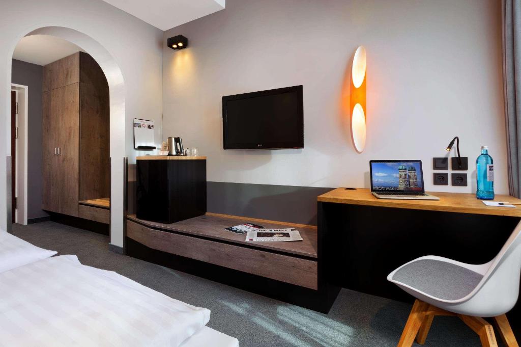 hotel-thumb
