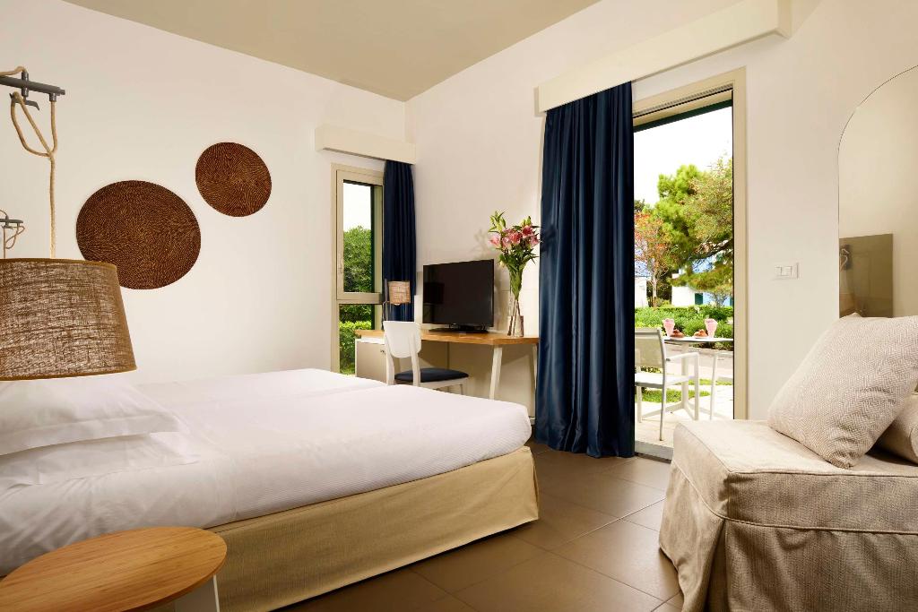 Hotel UNA HOTELS Naxos Beach Sicilia, Italien, Giardini-Naxos. Großes 1
