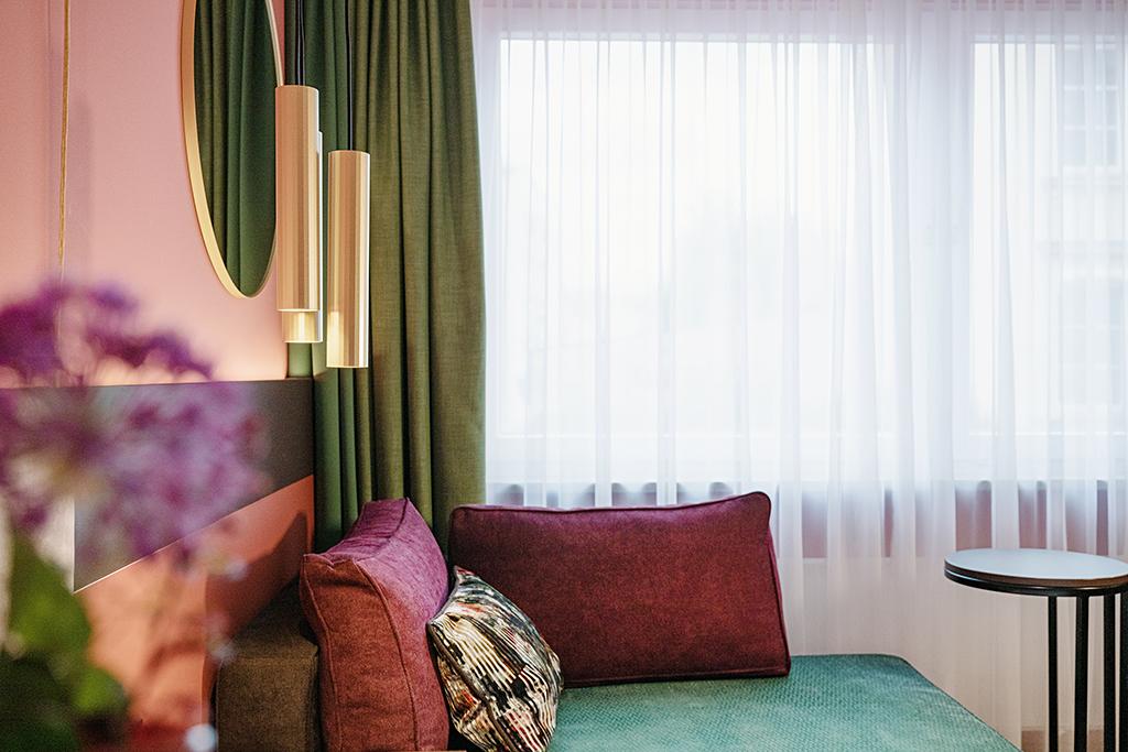 hotel-thumb