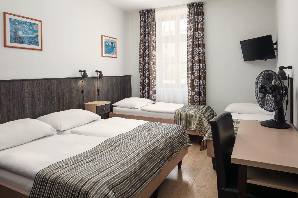 Superior Hotel