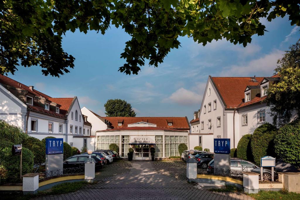 hotel-thumb