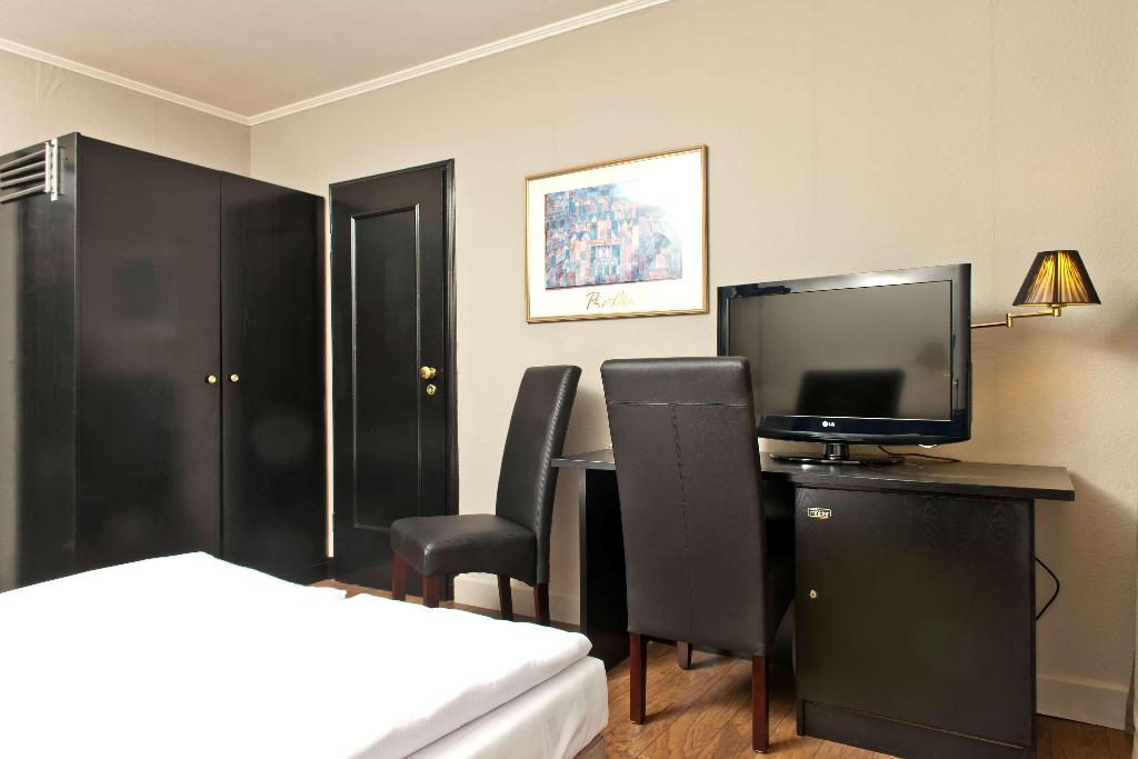 hotel-thumb