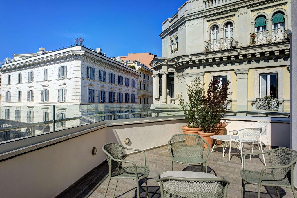 The Commodore (absorbed by Double Tree Rome Monti)